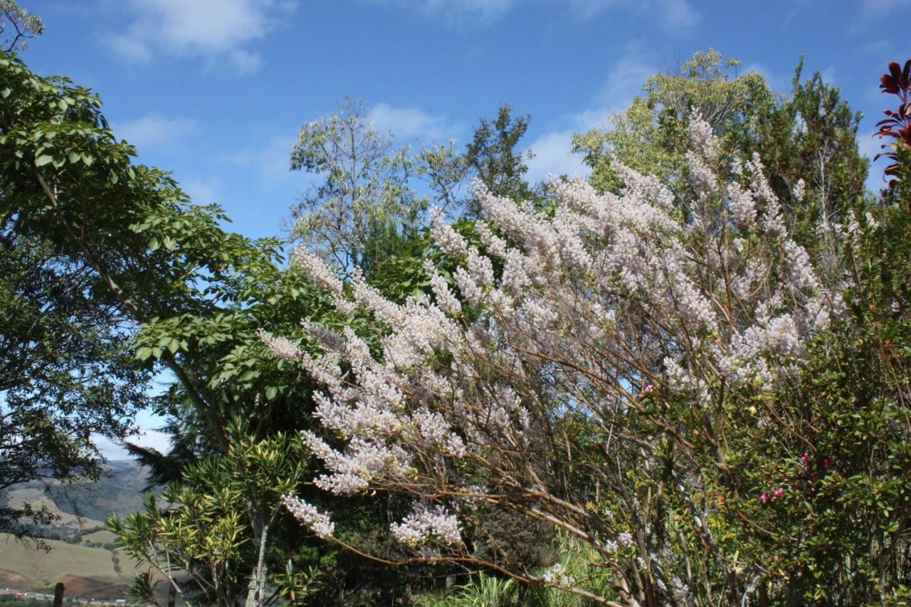 Pousada Campestre Sítio da Lua Camanducaia Exterior foto